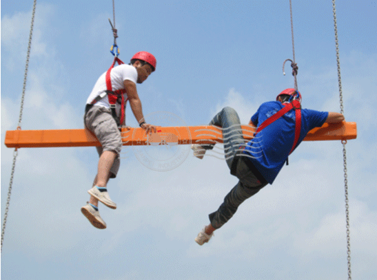 拓展設(shè)施訓(xùn)練伴我走向美好明天！